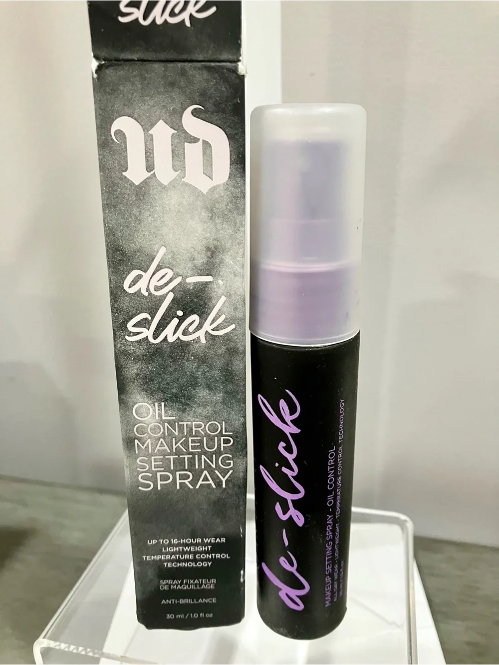 Urban Decay De-Slick Oil Control Makeup Setting Spray